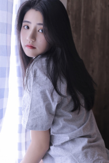 女大学生的沙龙室2完整版观看